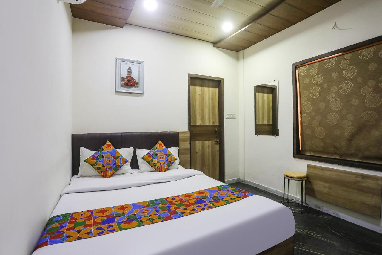 Fabhotel Vedanta Inn - Nr Sitabudli Fort Nagpur Exterior foto
